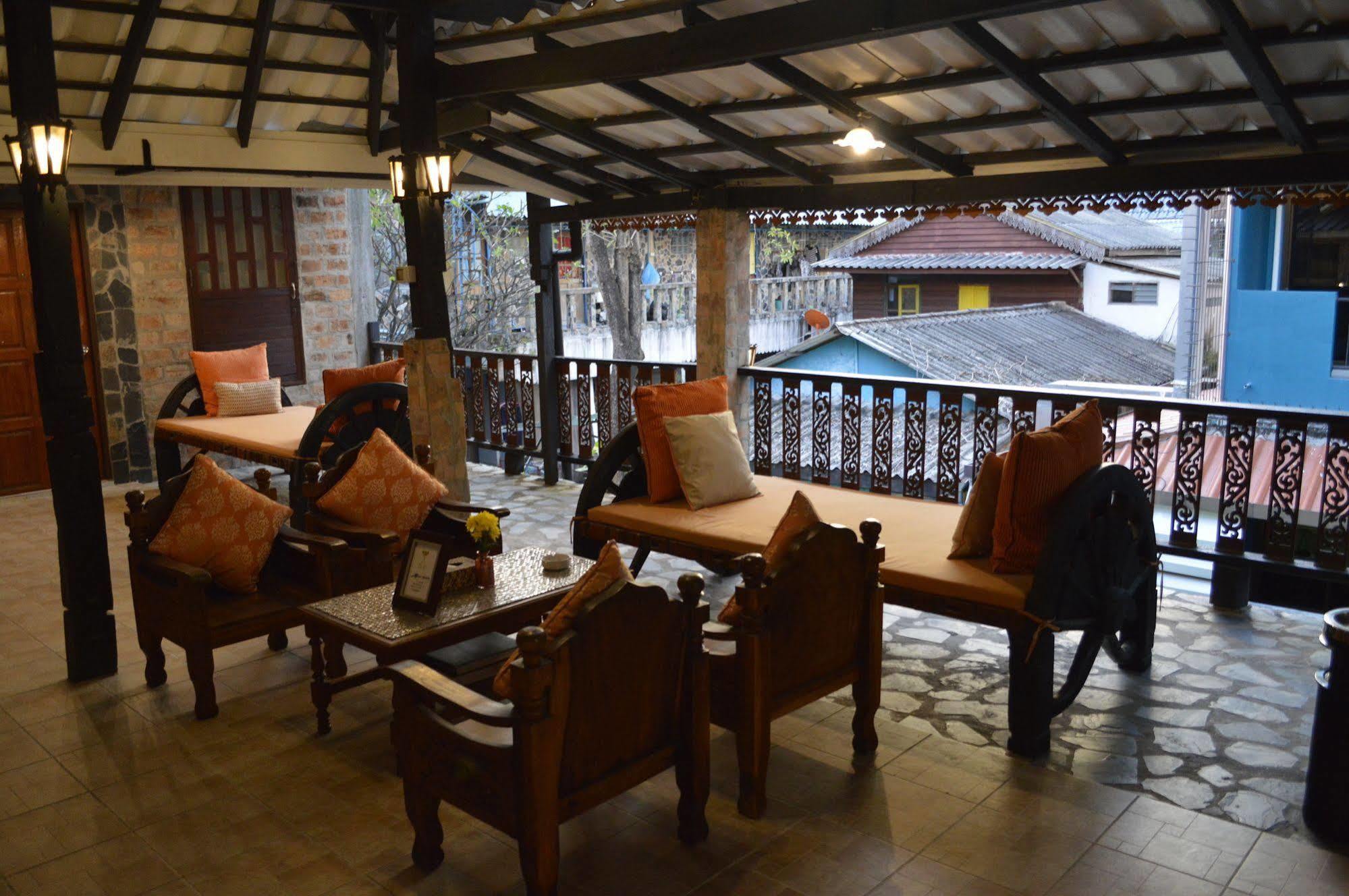 Baan Thai Homestay By Bgb Villas หาดกะตะ ภายนอก รูปภาพ